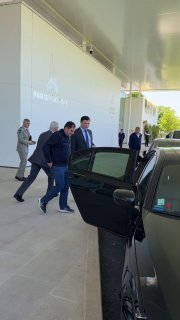 Сурен Папикян, министр обороны Армении, в Париже