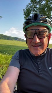 Никол Пашинян показал участок под строительство стадиона в Иджеване
