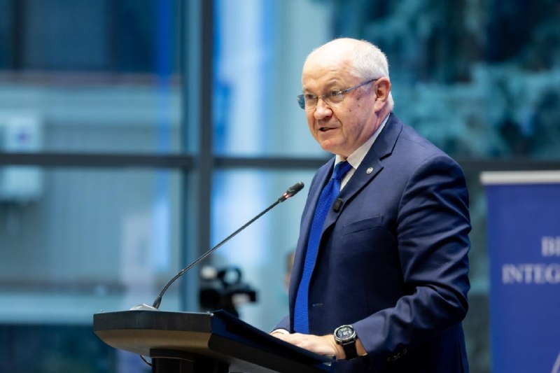 Премьер-министр Молдовы Александр Мунтяну подал в отставку из-за разногласий с принципами