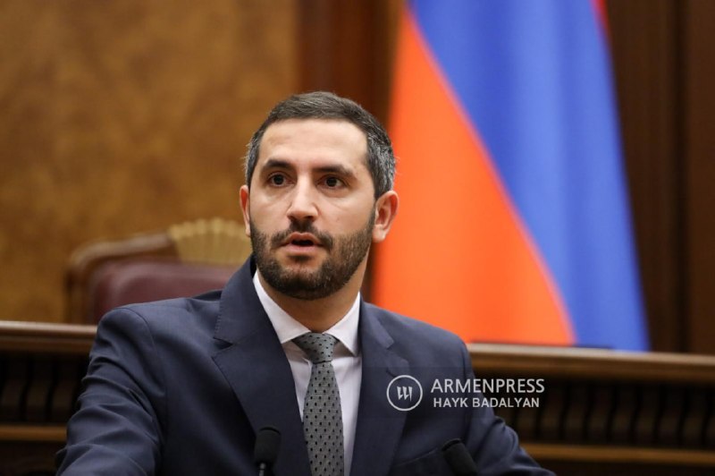 Рубен Рубинян на брифинге в Национальном собрании Армении, Аштарак