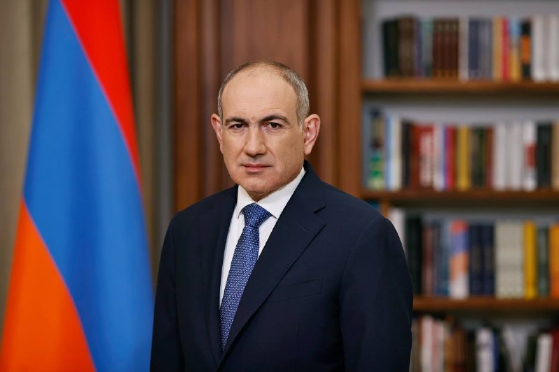 Никол Пашинян выступает с обращением в День Конституции, Аштарак
