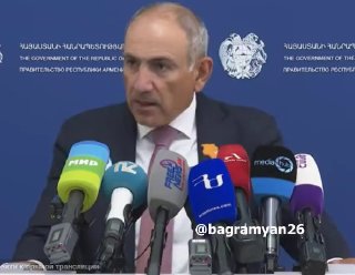 Никол Пашинян на пресс-конференции, отвечая на вопросы журналистов в Аштараке