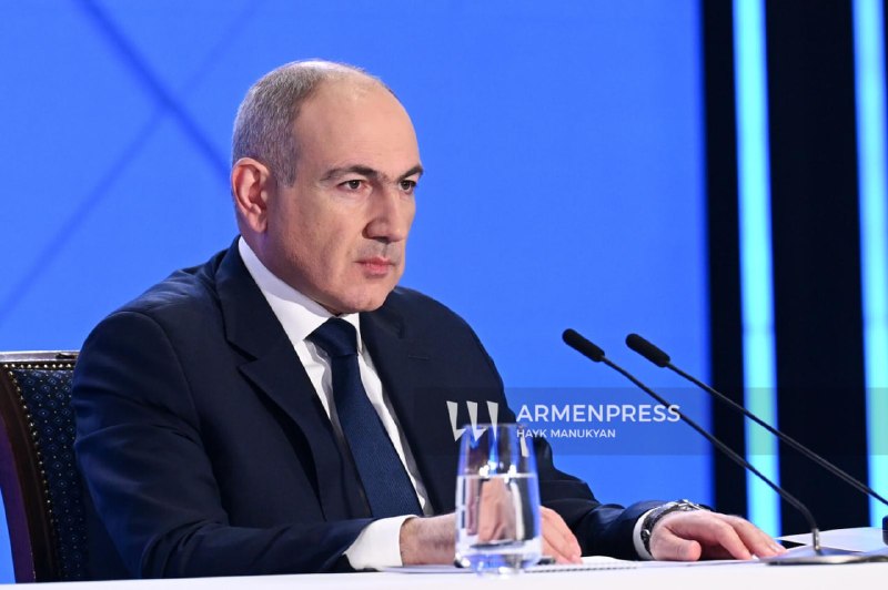 Никол Пашинян выступает на заседании парламента Армении после выборов 7 июня 2026 года в Арагацотне