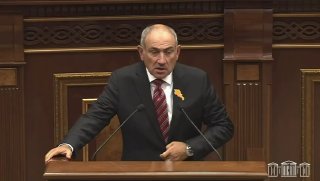 Никол Пашинян на встрече с общественностью в Аштараке