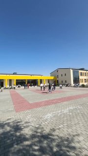 Средняя школа в селе Покр Веди Араратской области, построенная по обещанию Никола Пашиняна