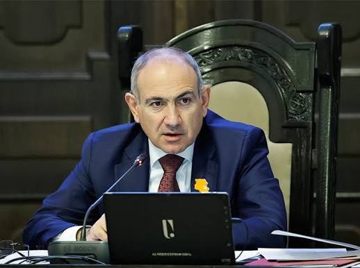 Никол Пашинян выступает с заявлением о выборах в Аштараке, Арагацотн