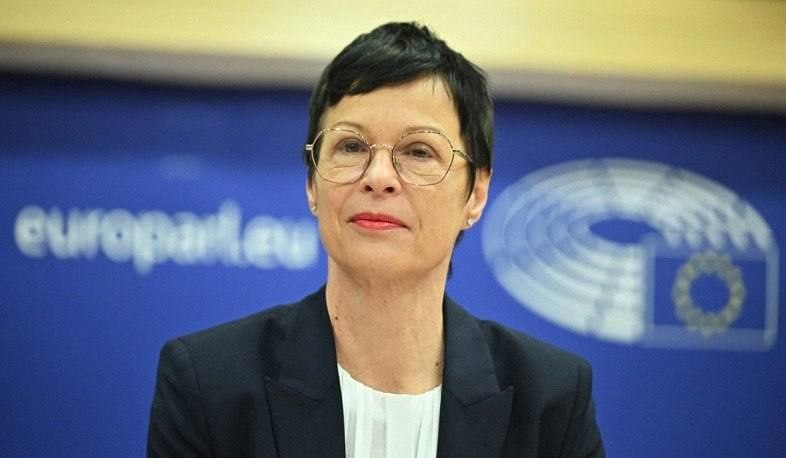 Еврокомиссар Марта Кос на встрече с официальными лицами