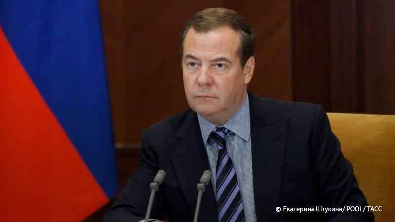 Дмитрий Медведев выступает с заявлением о вмешательстве Запада в выборы в Армении