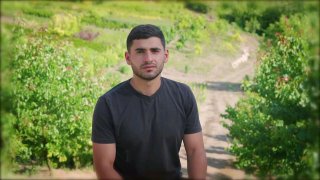Биолог из Иджевана Роберт Саядян основал питомник и развивает бренд «Sayadyan’s brand»