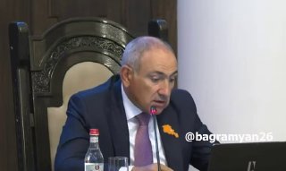 Заседание правительства Армении, на котором принято решение о субсидировании экспорта фруктов и алкоголя