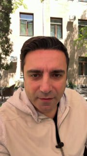 Здание Национального Собрания Армении в Ереване, Ален Симонян выступает с трибуны